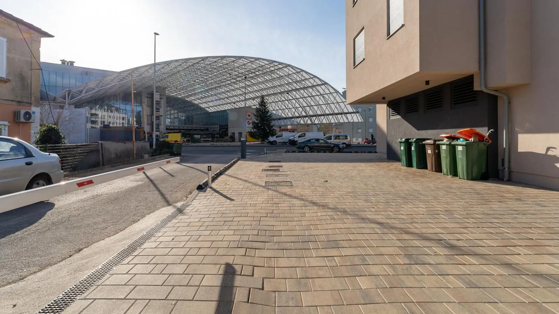 Tres Fenestras Zadar - Private Parking Apartamento 0*,  Croácia