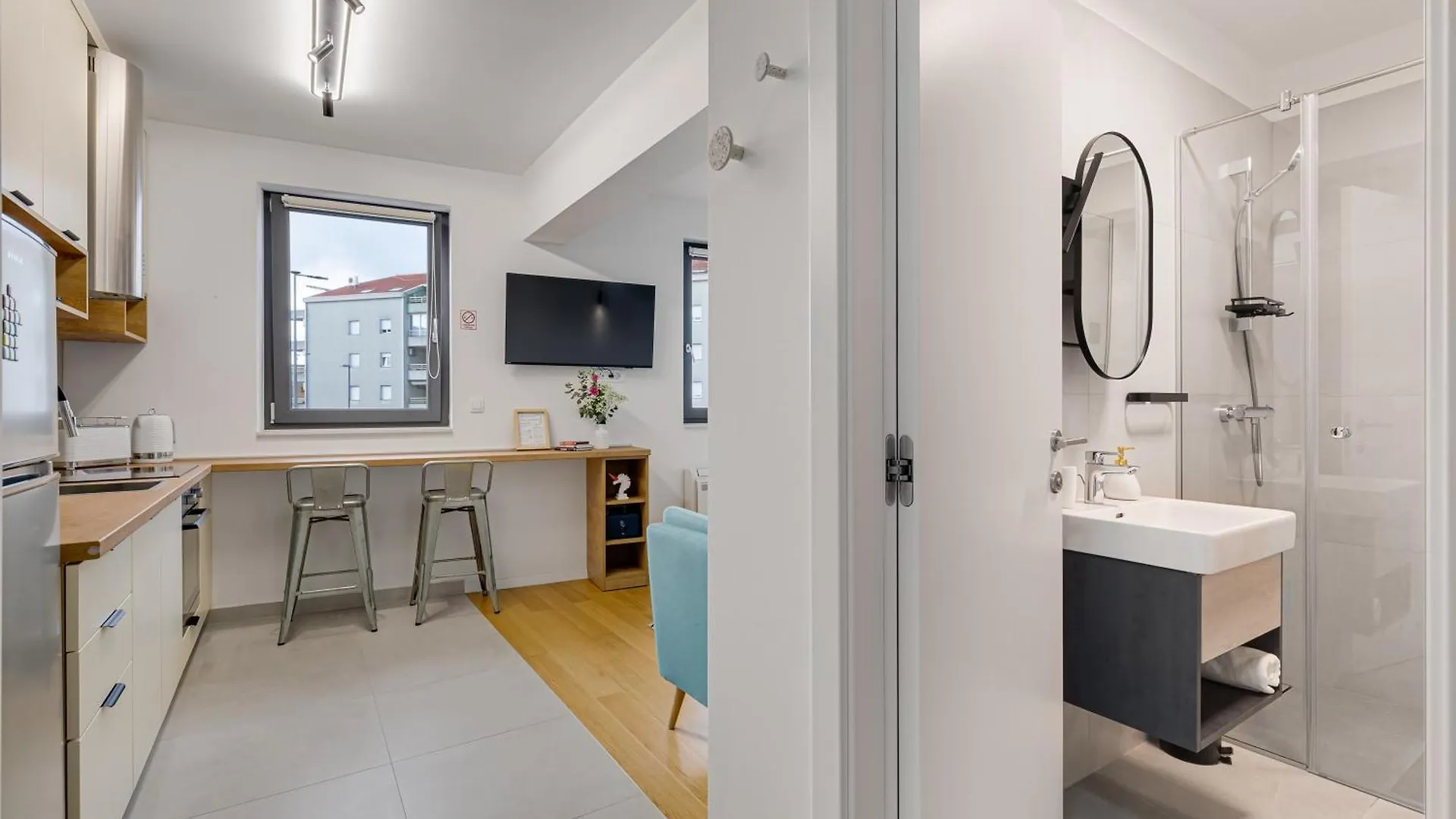 Tres Fenestras Zadar - Private Parking Apartamento Croácia